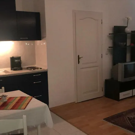 شقة Franciska Apartman Hévíz