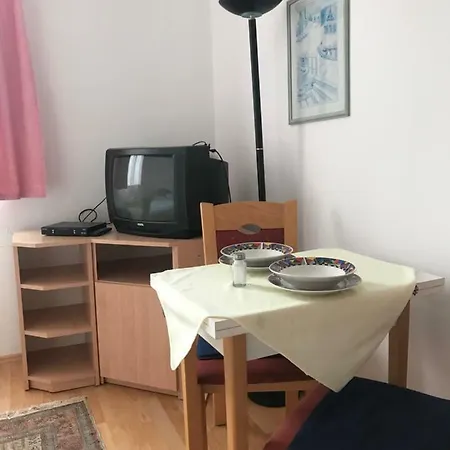 Franciska Apartman *